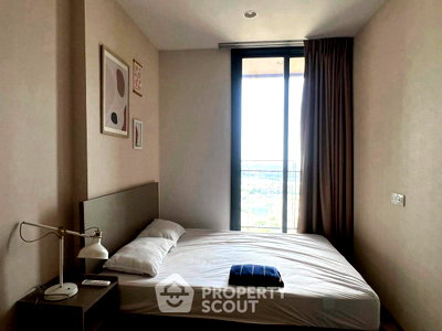 คอนโดให้เช่า : คอนโด 1 ห้องนอน ชั้น 40 Oka Haus Sukhumvit 36 ใกล้ BTS ทองหล่อ (ID 2875796)