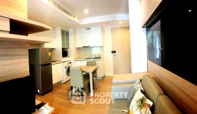 ขายคอนโด : คอนโด 1-ห้องนอน ที่ โคเรสซิโอ สาทร-พิพัฒน์ ใกล้ BTS ช่องนนทรี (ID 621458)