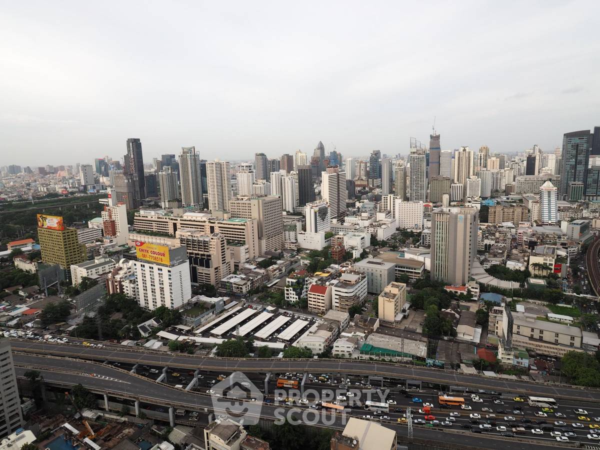 picture 2-BR Condo at Noble Ploenchit near BTS Phloen Chit (ID 452808) - 5/9