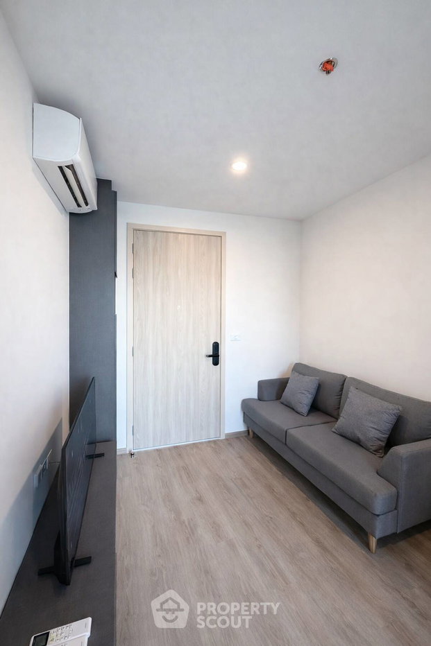 picture 1-BR Condo at Nue District R9 near MRT Phra Ram 9 (ID 2904454) - 1/8