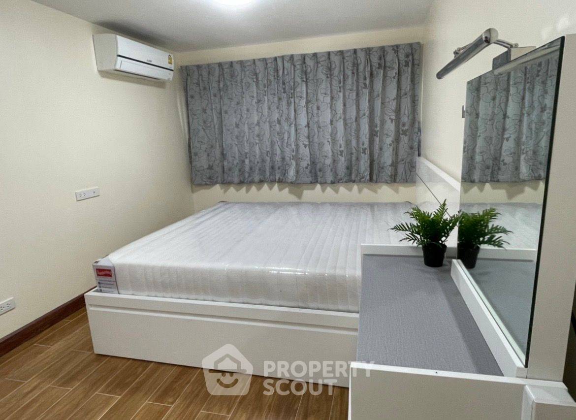 picture 2-BR Condo at Ratchathewi Tower Condominium near BTS Ratchathewi (ID 2142650) - 7/12