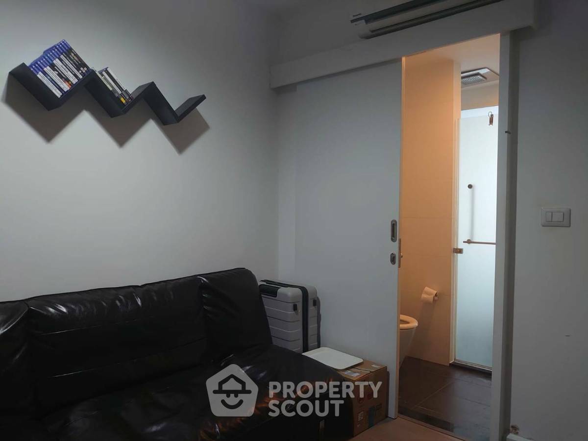 picture 1-BR Condo at A Space Asoke-Ratchada near MRT Phra Ram 9 (ID 362941) - 4/6