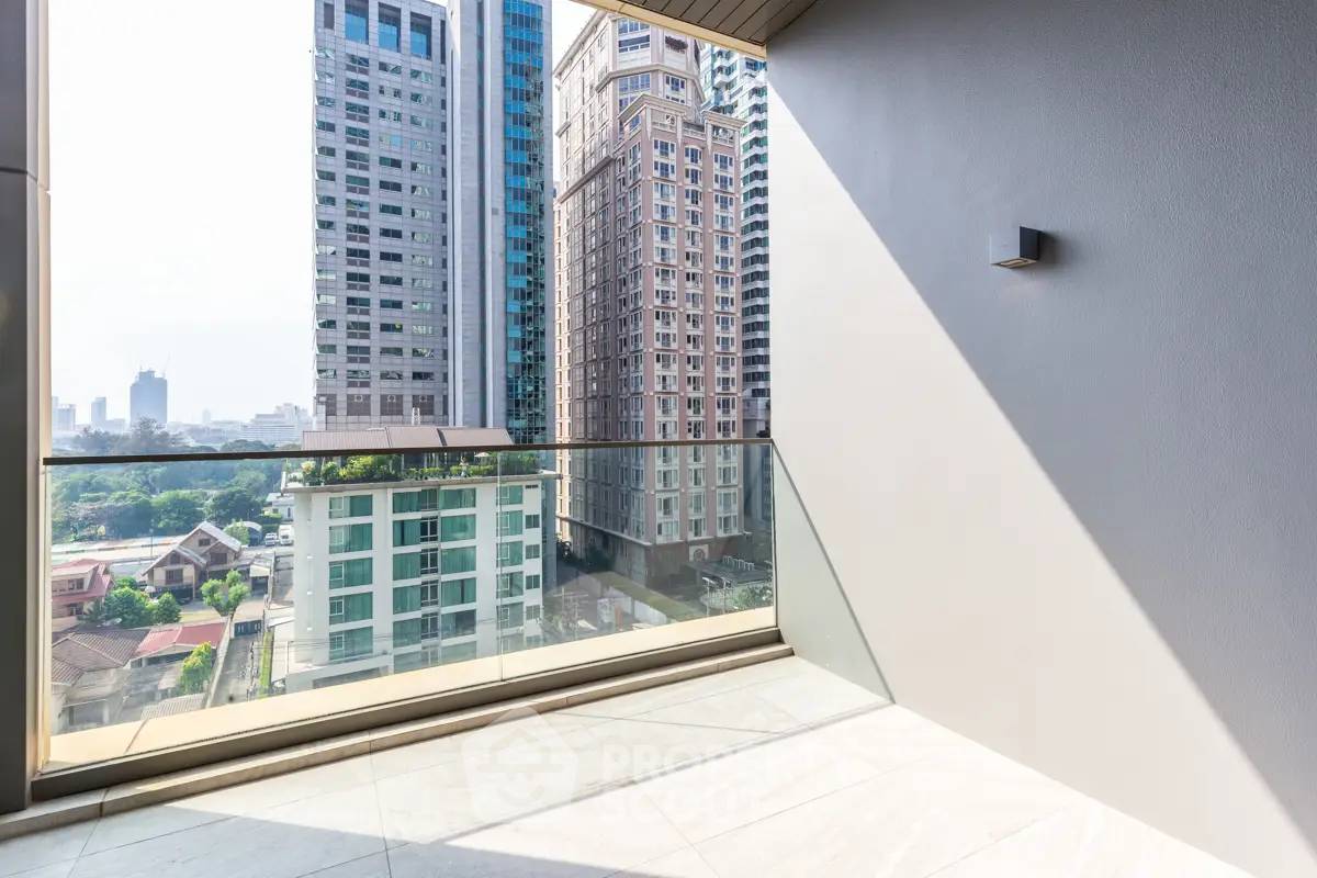 picture 2-BR Condo at Baan Sindhorn near BTS Ratchadamri (ID 2873698) - 12/26