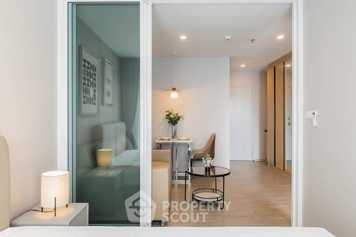 รูป คอนโด 1 ห้องนอน ให้เช่า เรเจนท์ โฮม บางนา ใกล้ BTS บางนา ชั้น 21 ขนาด 28 ตร.ม. (ID 2410668) - รูปที่ 2/17
