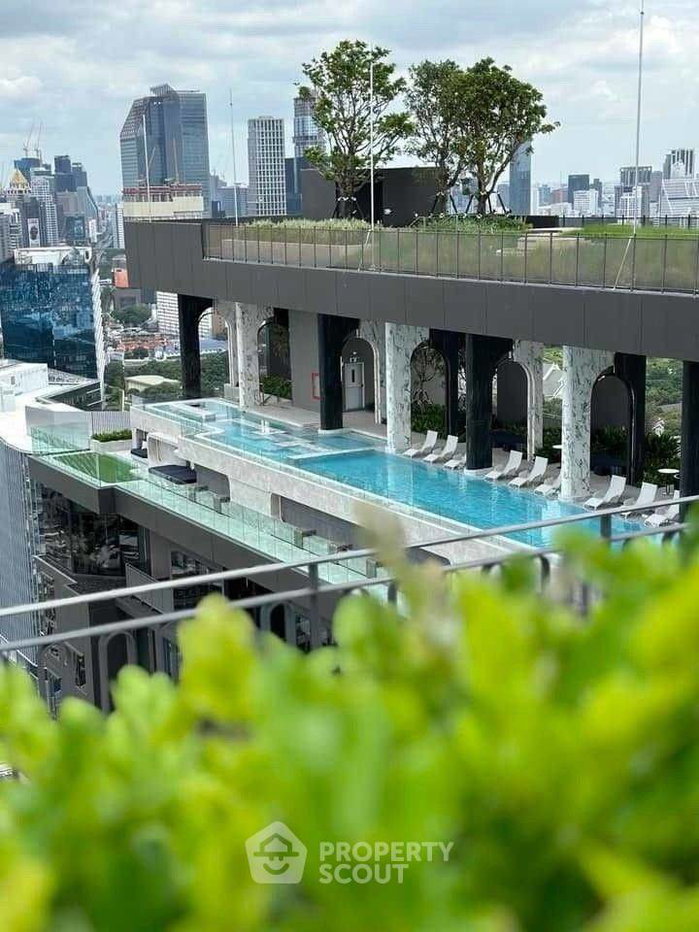 รูป คอนโด 1 ห้องนอน ใน LIFE Rama 4 - Asoke ชั้น 11 ขนาด 35 ตร.ม. ใกล้ MRT Queen Sirikit 400 ม. (ID 1922878) - รูปที่ 11/12