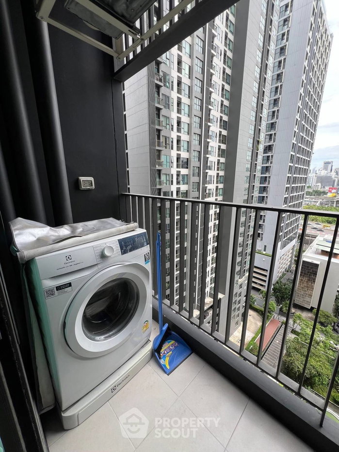 picture Studio Condo at Life Asoke - Rama 9 near MRT Phra Ram 9 (ID 2341504) - 11/12
