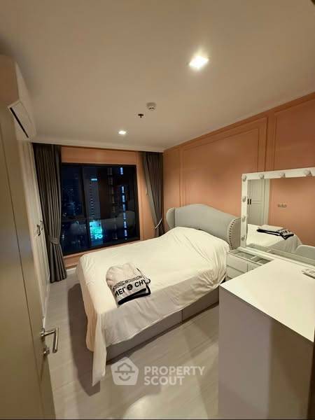 รูป คอนโด 1-ห้องนอน ที่ ไลฟ์ อโศก - พระราม 9 ใกล้ MRT พระราม 9 (ID 2333233) - รูปที่ 3/10