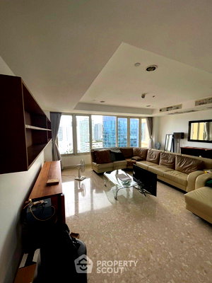 Condos for sale BTS Ekkamai : Pet-Friendly 4-BR 234 Sqm High-Floor At Hampton Thonglor 10, BTS Thong Lor (ID 2318824)
