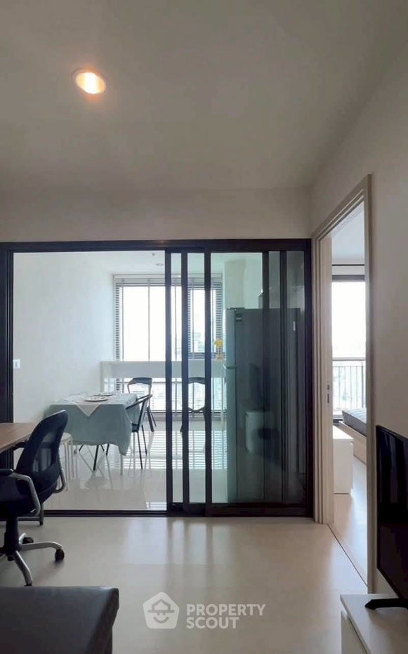 รูป คอนโด 1 ห้องนอน 45 ตร.ม. ที่ Rhythm Sukhumvit 42 ใกล้ BTS เอกมัย 200 ม. (ID 2926702) - รูปที่ 3/8