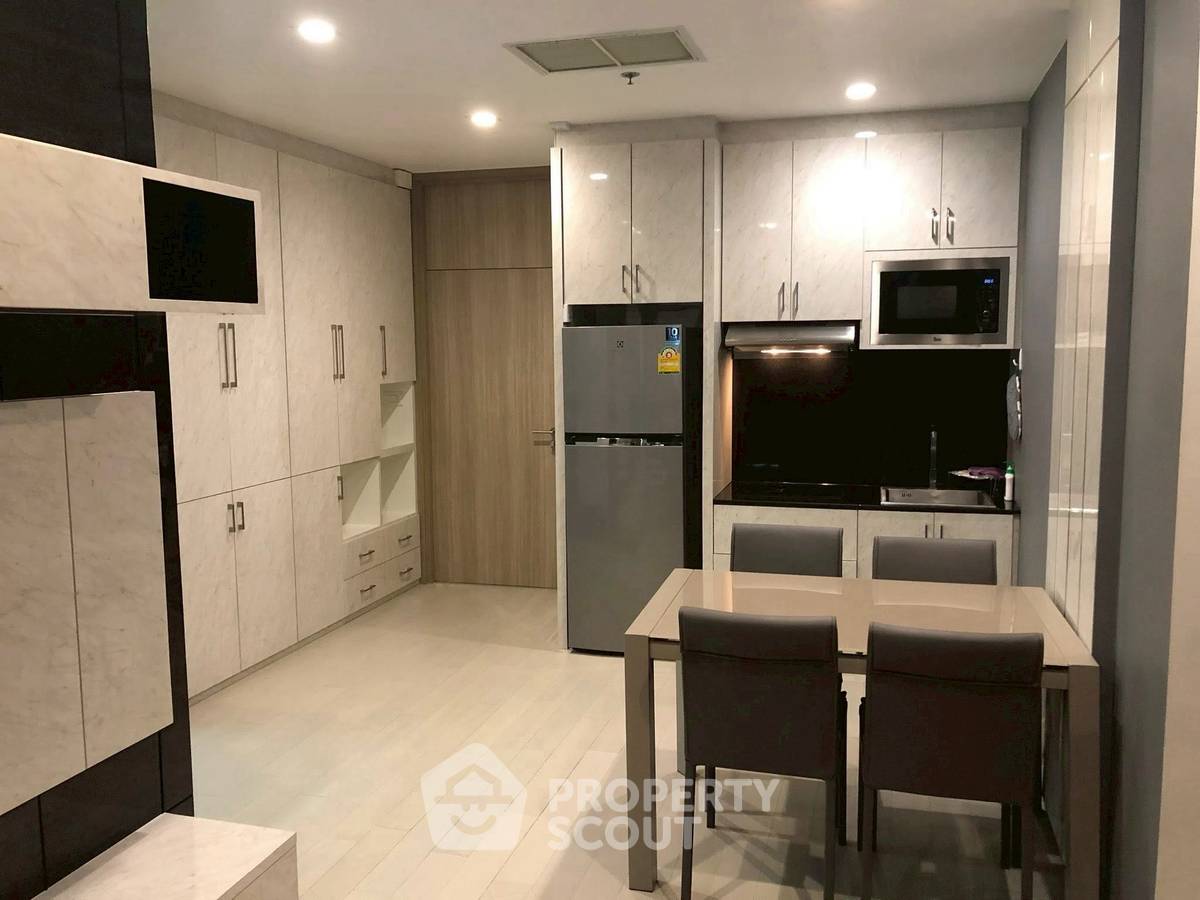 picture 1-BR Condo at Noble Ploenchit near BTS Phloen Chit (ID 2396204) - 1/10