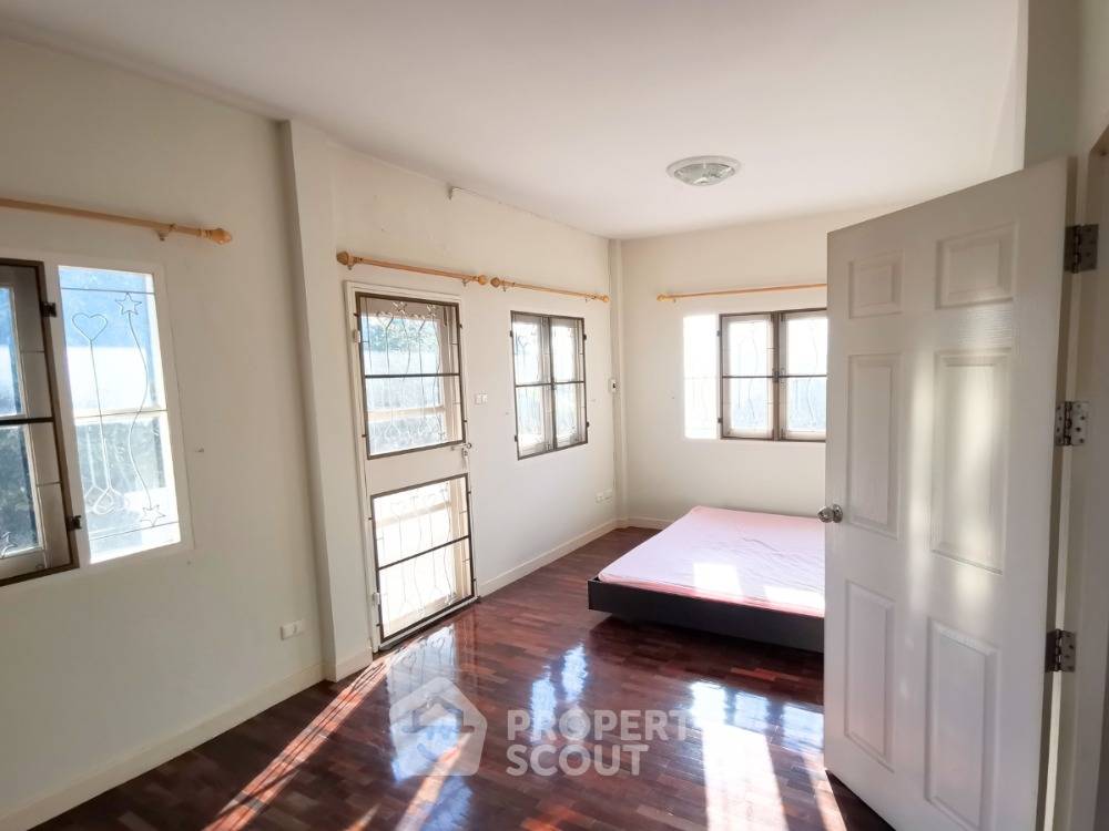 picture 3-BR House in Tha It (ID 1485826) - 7/8