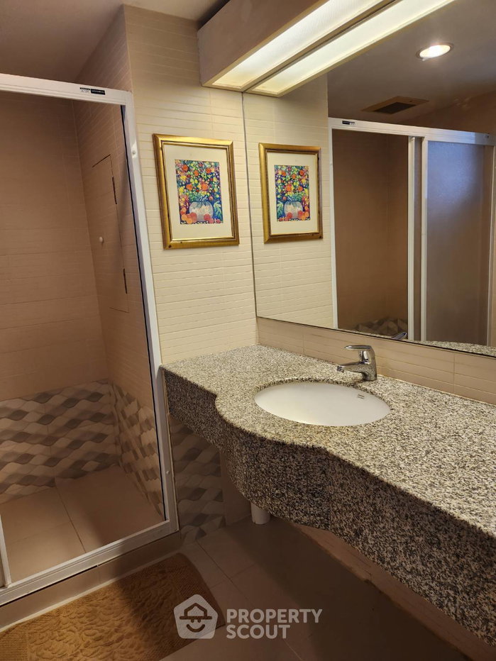 picture 2-BR Condo at Baan Chan Condominium close to Thong Lo (ID 1504708) - 7/10