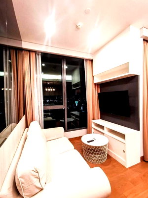 Condos for rent : 1-BR Condo at The Lumpini 24 near BTS Phrom Phong (ID 373504)