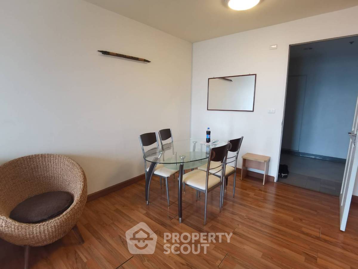 picture 1-BR Condo at Sukhumvit Plus near BTS Phra Khanong (ID 513884) - 2/6