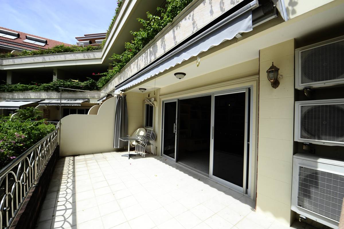 picture 2-BR Condo at Nordic Residence close to Phratamnak (ID 1104033) - 3/12