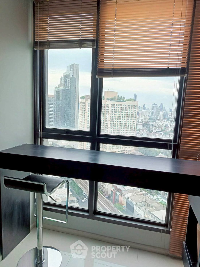 picture 1-BR Condo at Rhythm Sukhumvit 44/1 near BTS Phra Khanong (ID 2948770) - 4/9