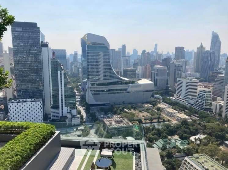 picture Studio Condo at Life One Wireless near BTS Phloen Chit (ID 2529417) - 9/28