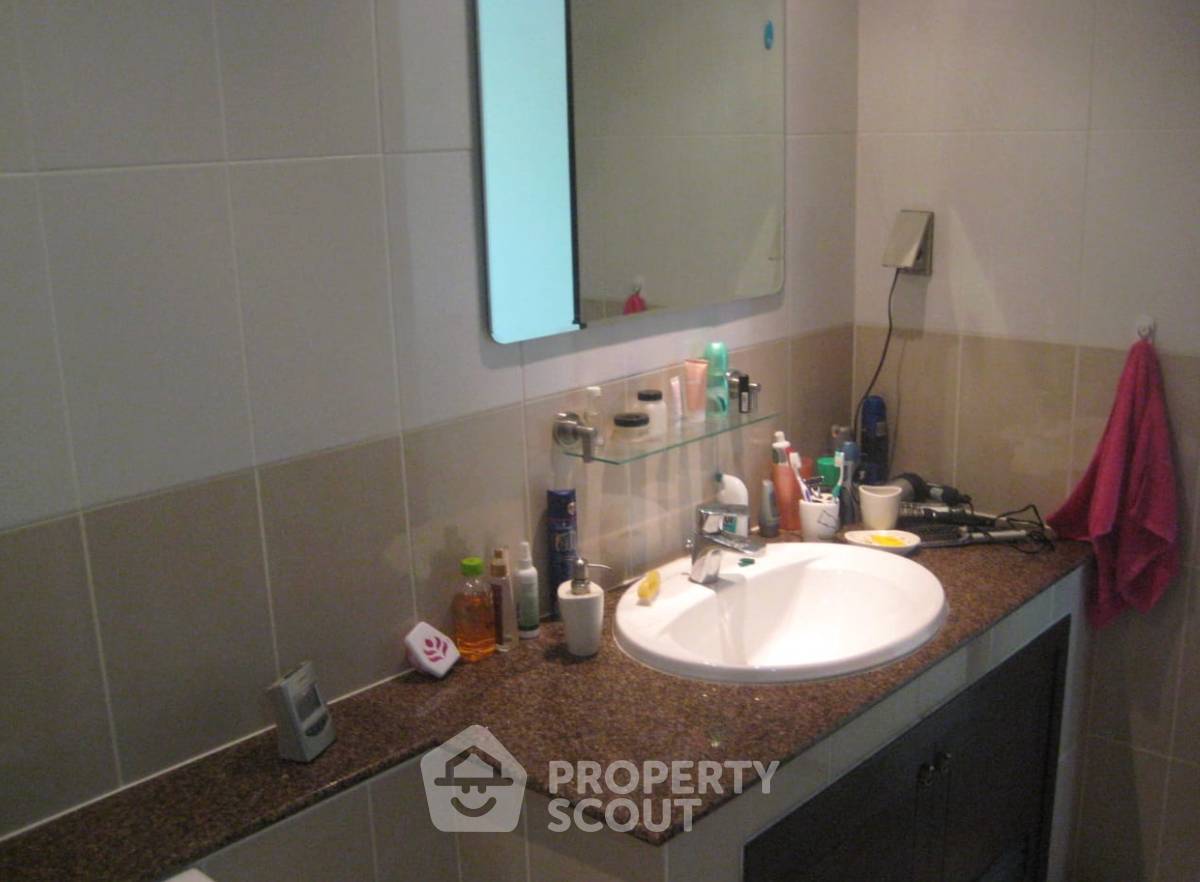 รูป คอนโด 1 ห้องนอน ที่ Emerald Palace Condominium พัทยาเหนือ (ID 2395256) - รูปที่ 6/8