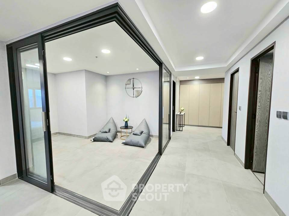 รูป คอนโด 3-ห้องนอน ที่ เดอะวอเตอร์ฟอร์ด ไดมอน ทาวเวอร์ สุขุมวิท ใกล้ BTS พร้อมพงษ์ (ID 2952785) - รูปที่ 12/15