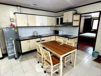 Condos for rent : 3-BR Condo at Aree Place Sukhumvit 26 near BTS Phrom Phong (ID 2681574)