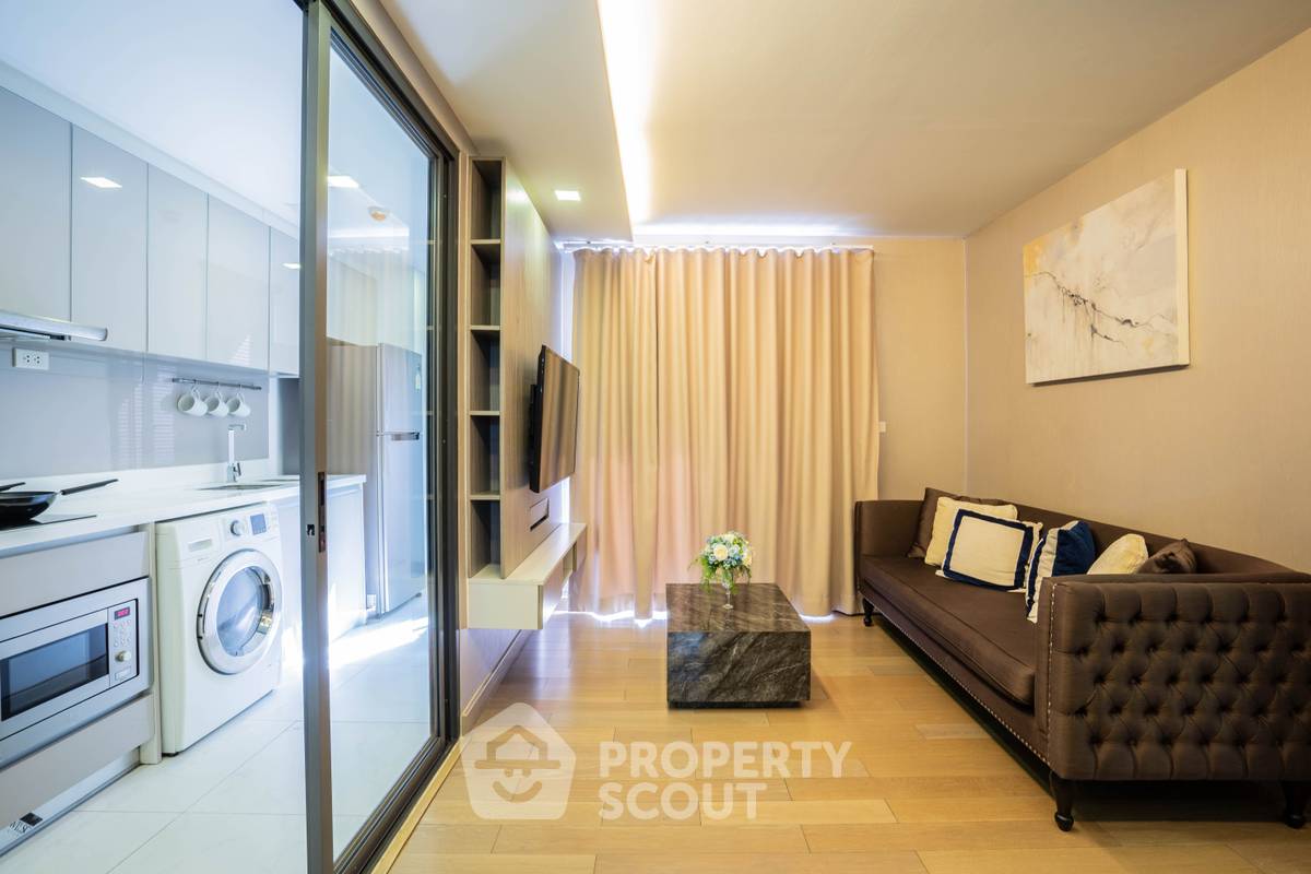 picture 1-BR Condo at Dazzle Sukhumvit 7 near BTS Nana (ID 1475130) - 5/13