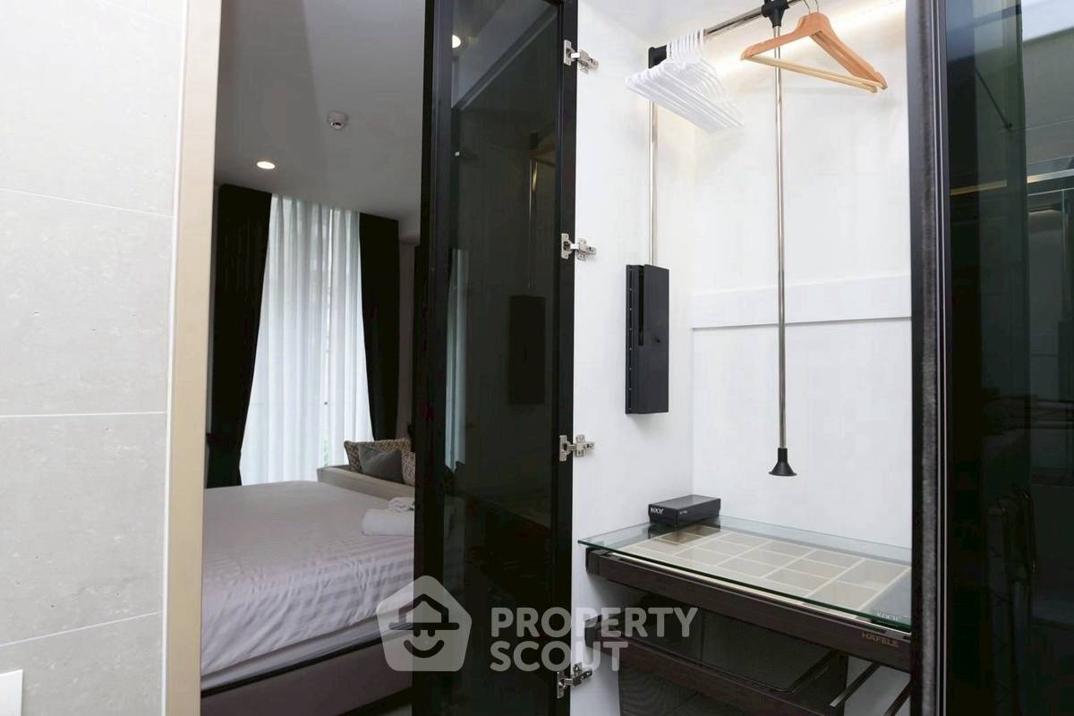 picture 1-BR Condo at Noble Ploenchit near BTS Phloen Chit (ID 2445942) - 11/16