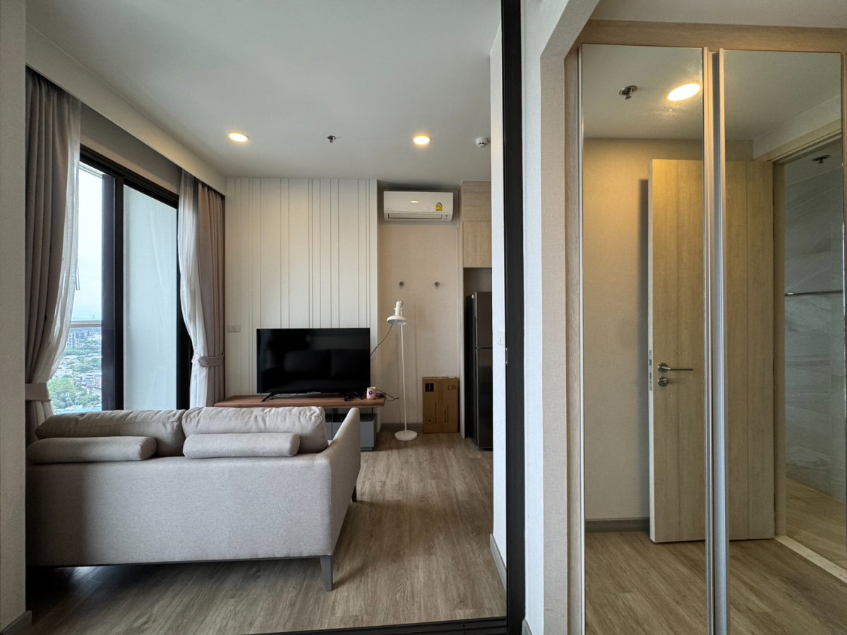 picture High-Floor & Move-In Ready! Luxury Condo for Rent at KEEN Centre Sriracha - 9/13