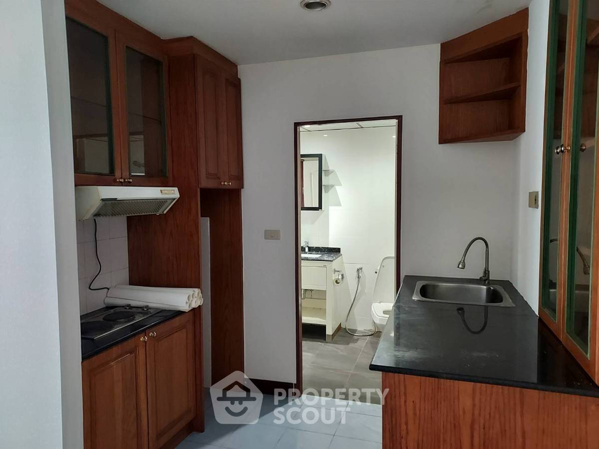รูป คอนโด 1-ห้องนอน ที่ อาคารสาทรเพลส ใกล้ BTS วงเวียนใหญ่ (ID 998583) - รูปที่ 3/8