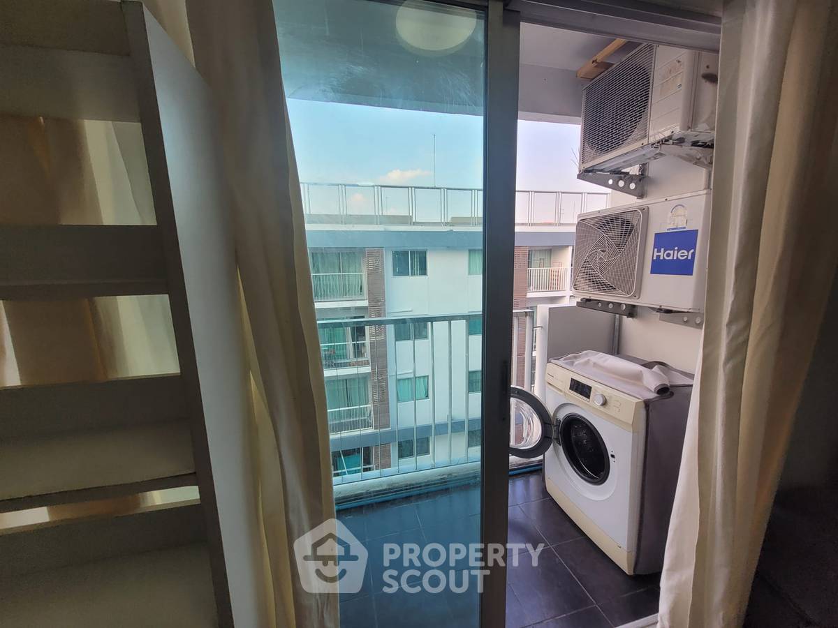 picture 1-BR Condo at A Space Asoke-Ratchada near MRT Phra Ram 9 (ID 1143272) - 4/9