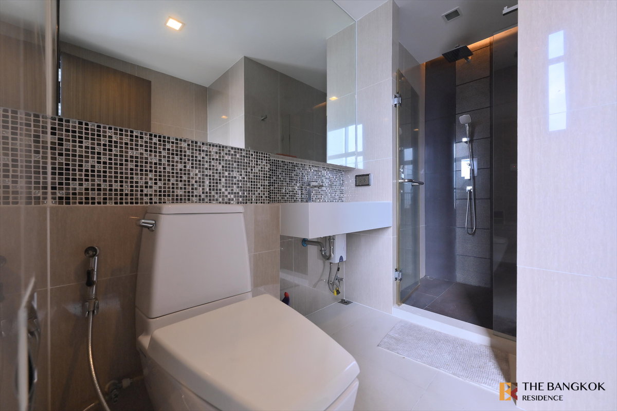 รูป เช่าคอนโด 💛 Rhythm Sukhumvit 44/1 Duplex 1นอน 60ตร.ม. 35k ยูนิตชั้นสูง วิวสวย 🌃 ใกล้ BTS พระโขนง - รูปที่ 10/11