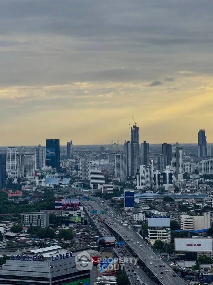 รูป ราคาเหมาะสม คอนโด 1 ห้องนอน 32 ตร.ม. ที่ LIFE Rama 4 - Asoke ใกล้ MRT ศูนย์สิริกิติ์ 400 ม. (ID 2816452) - รูปที่ 10/12