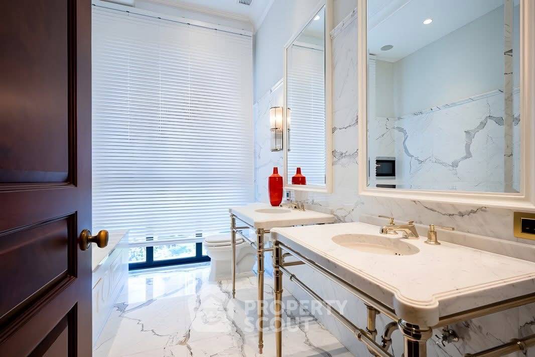 picture 3-BR Condo at 98 Wireless near BTS Phloen Chit (ID 2960271) - 11/14