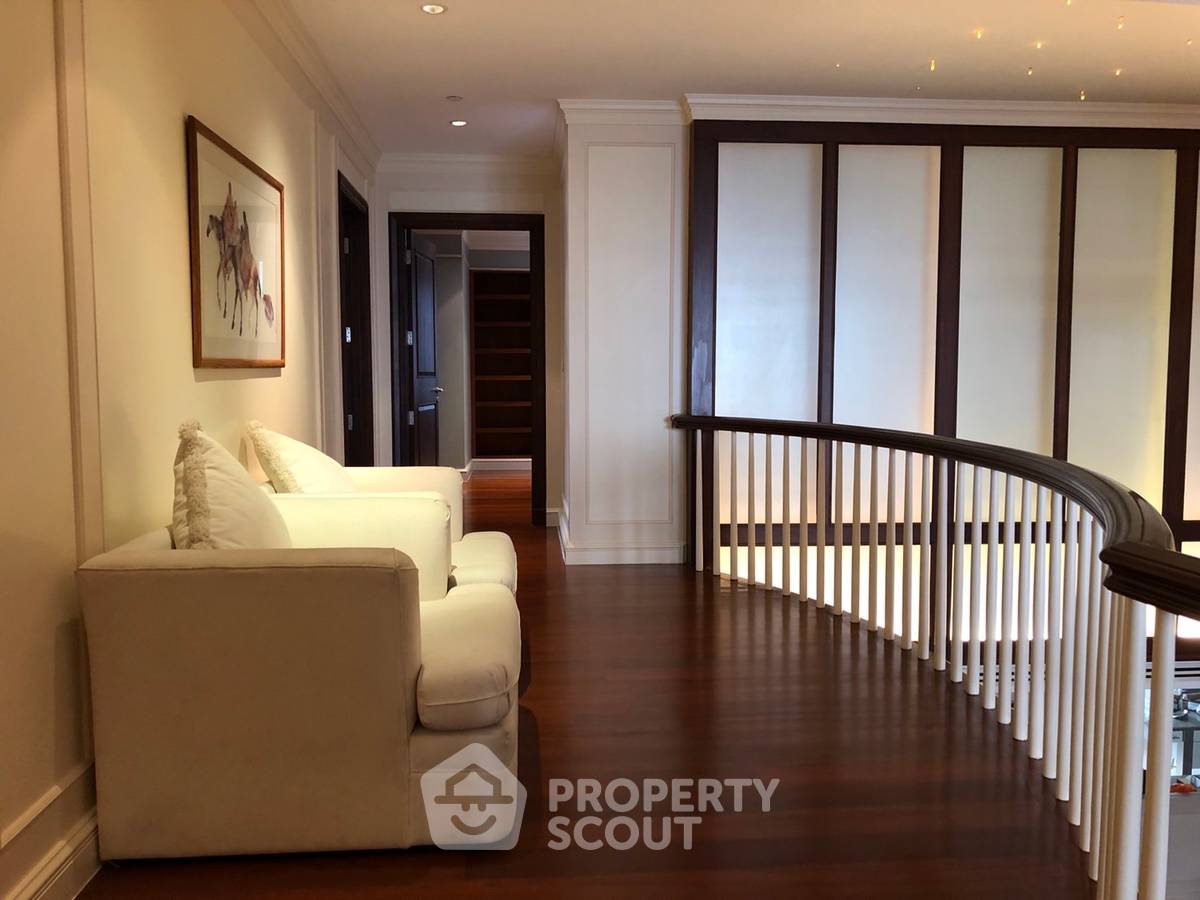 picture 4-BR Condo at Las Colinas near BTS Asok (ID 566147) - 29/40
