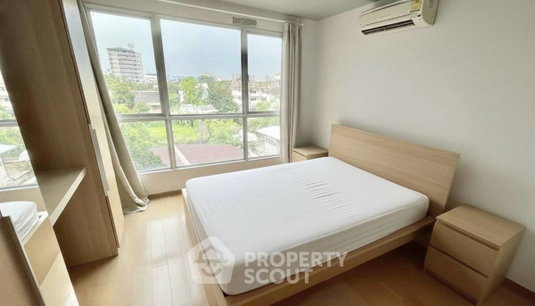 1-BR Condo at Hive Sukhumvit 65 near BTS Ekkamai (ID 2485824)