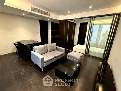 Condos for sale : 2-BR Condo at Siamese Gioia near MRT Phetchaburi (ID 2866684)