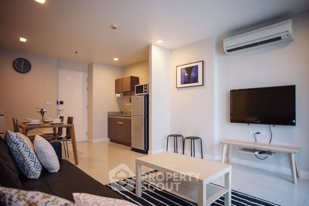 picture 2-BR Condo For Sale At Wish @ Samyan, 12th-Floor Near MRT Sam Yan (ID 1872589) - 3/23
