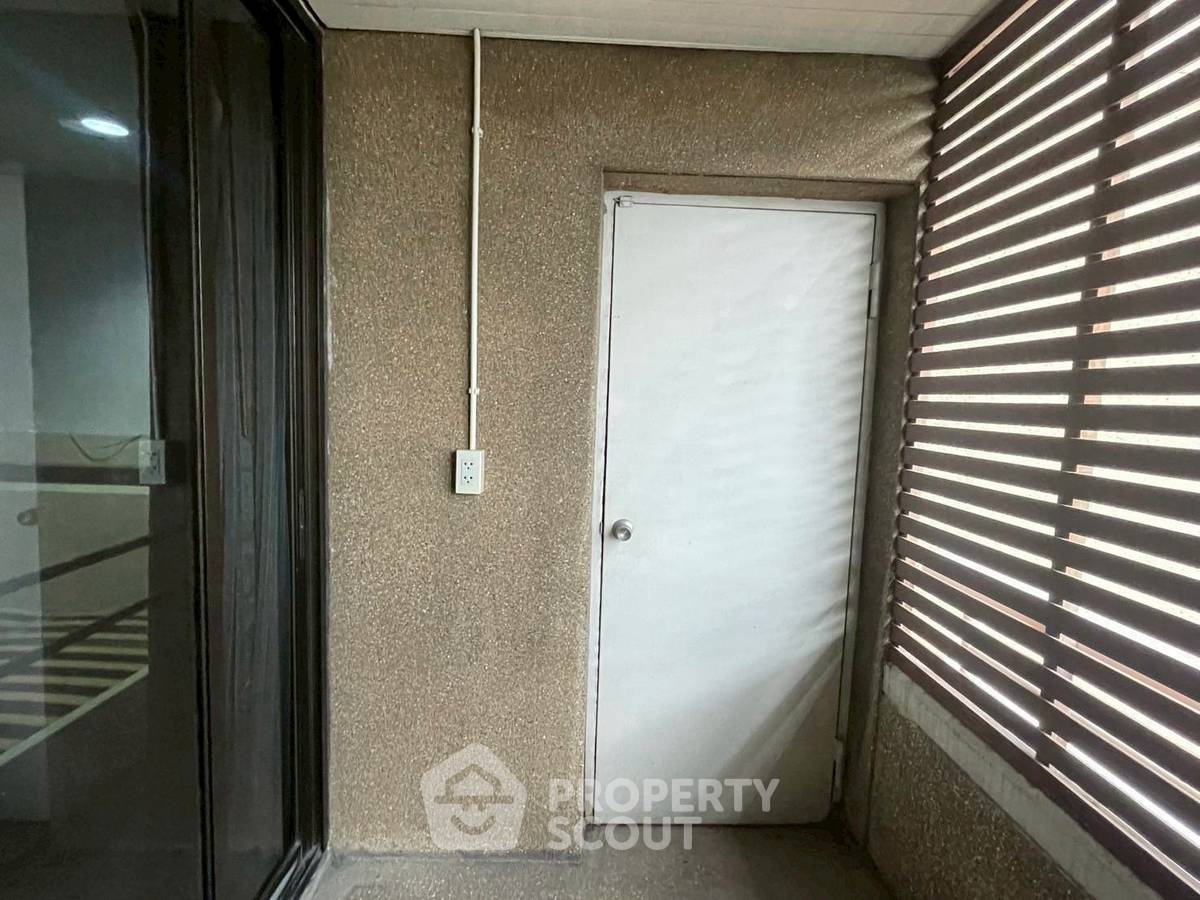 รูป คอนโด 1-ห้องนอน ที่ อโศก ทาวเวอร์ คอนโดมิเนียม ใกล้ MRT เพชรบุรี (ID 2622819) - รูปที่ 9/19