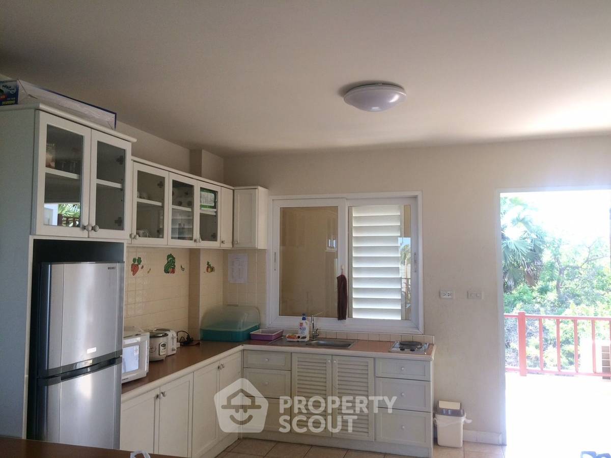 picture 2-BR 104 Sqm Condo For Sale, Baan Talay Samran, North Cha-Am Beach (ID 2029351) - 2/6