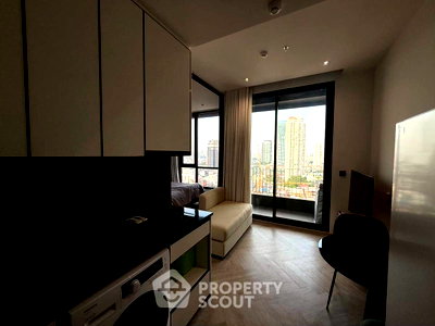 Condos for rent : 1-BR Condo at Chapter Charoennakhorn - Riverside near BTS Krung Thon Buri (ID 2938221)