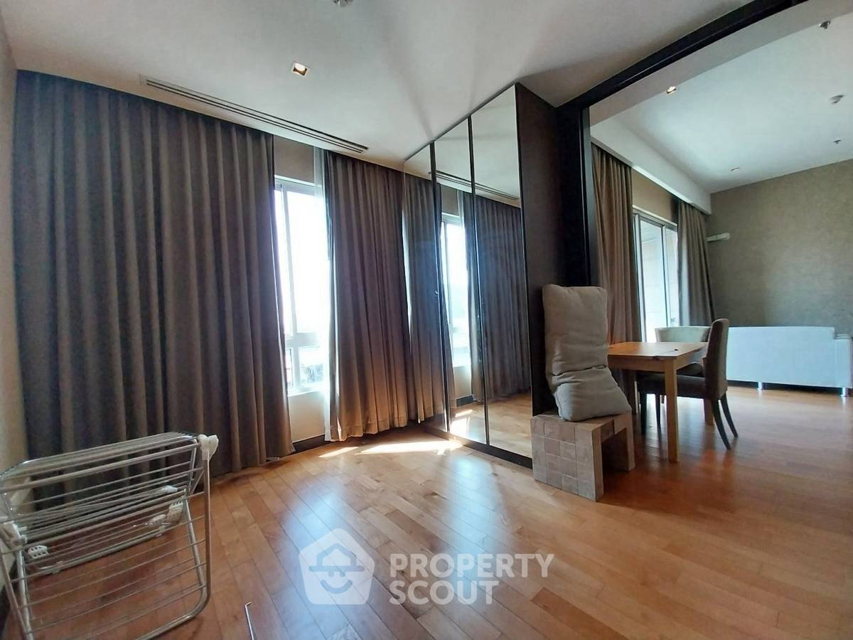 รูป คอนโด 2-ห้องนอน ที่ เดอะล็อฟท์ เย็นอากาศ คอนโดมิเนียม ใน ช่องนนทรี (ID 2439619) - รูปที่ 9/18