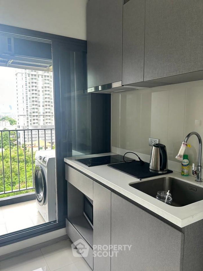 picture Studio Condo at Life Asoke Hype near ARL Makkasan (ID 2280178) - 9/17