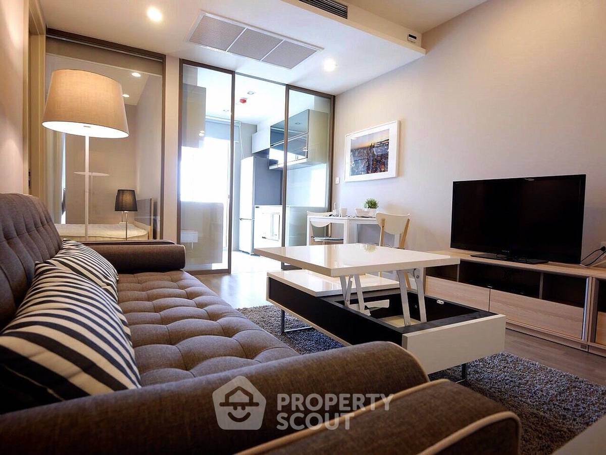 รูป คอนโด 1 ห้องนอน 50 ตร.ม. ชั้น 21 The Room Sathorn ใกล้ BTS เซนต์หลุยส์ 300 ม. (ID 979055) - รูปที่ 1/5
