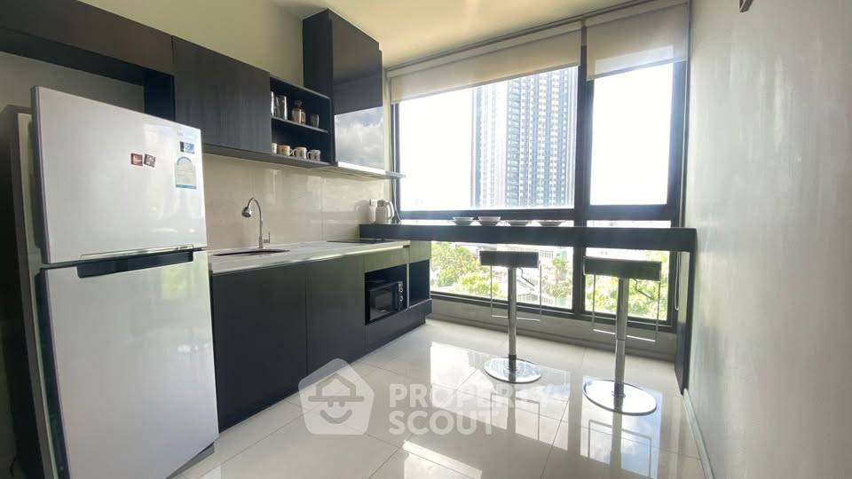 รูป คอนโด 1-ห้องนอน ที่ ริทึ่ม สุขุมวิท 44/1 ใกล้ BTS พระโขนง (ID 2480808) - รูปที่ 4/9