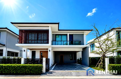 Houses for sale Bang Lamung Chonburi : 2 storey modern tropical house for sale Pattaya