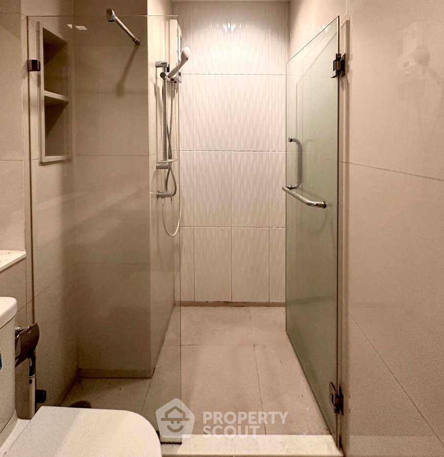 picture 1-BR Condo at Life Asoke - Rama 9 near MRT Phra Ram 9 (ID 2779988) - 3/7