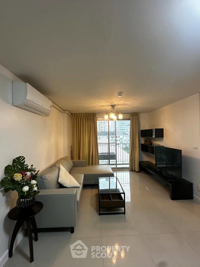 picture 2-BR Condo at The Clover Thonglor Residence near BTS Thong Lor (ID 2681047) - 1/7
