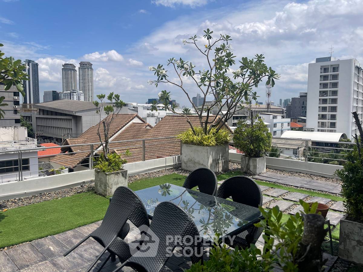 รูป คอนโด 1-ห้องนอน ที่ ฟลอเลส สาทร เรสซิเด้นซ์ ใกล้ BTS สุรศักดิ์ (ID 1292874) - รูปที่ 5/10