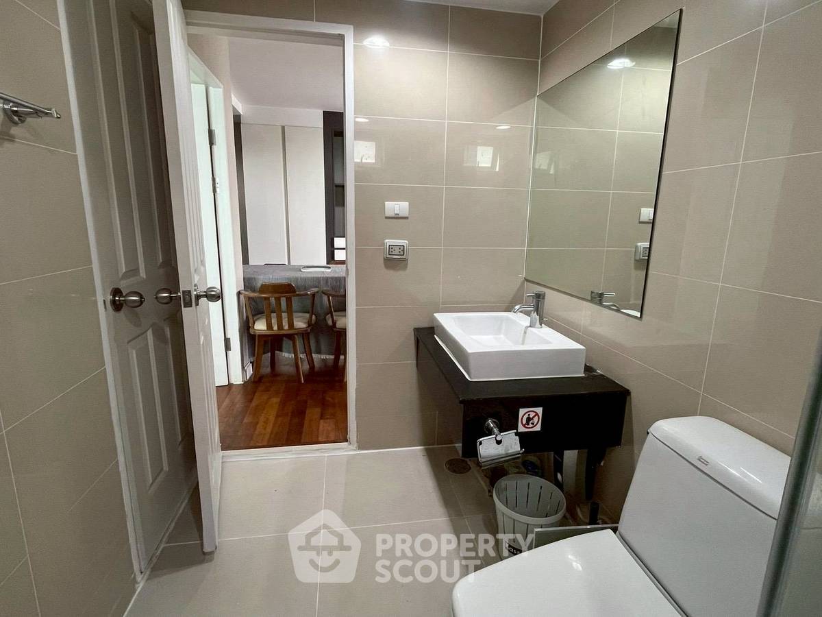 picture 2-BR Condo at Belle Grand Rama 9 near MRT Phra Ram 9 (ID 2776148) - 5/17