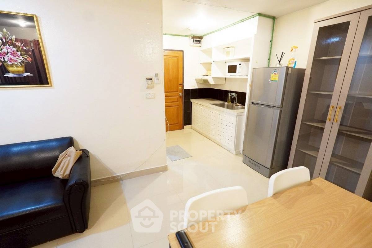 รูป คอนโด 1-ห้องนอน ที่ เดอะ ไพร์ม สวีท คอนโดมิเนียม ใกล้ BTS อโศก (ID 1740980) - รูปที่ 3/10