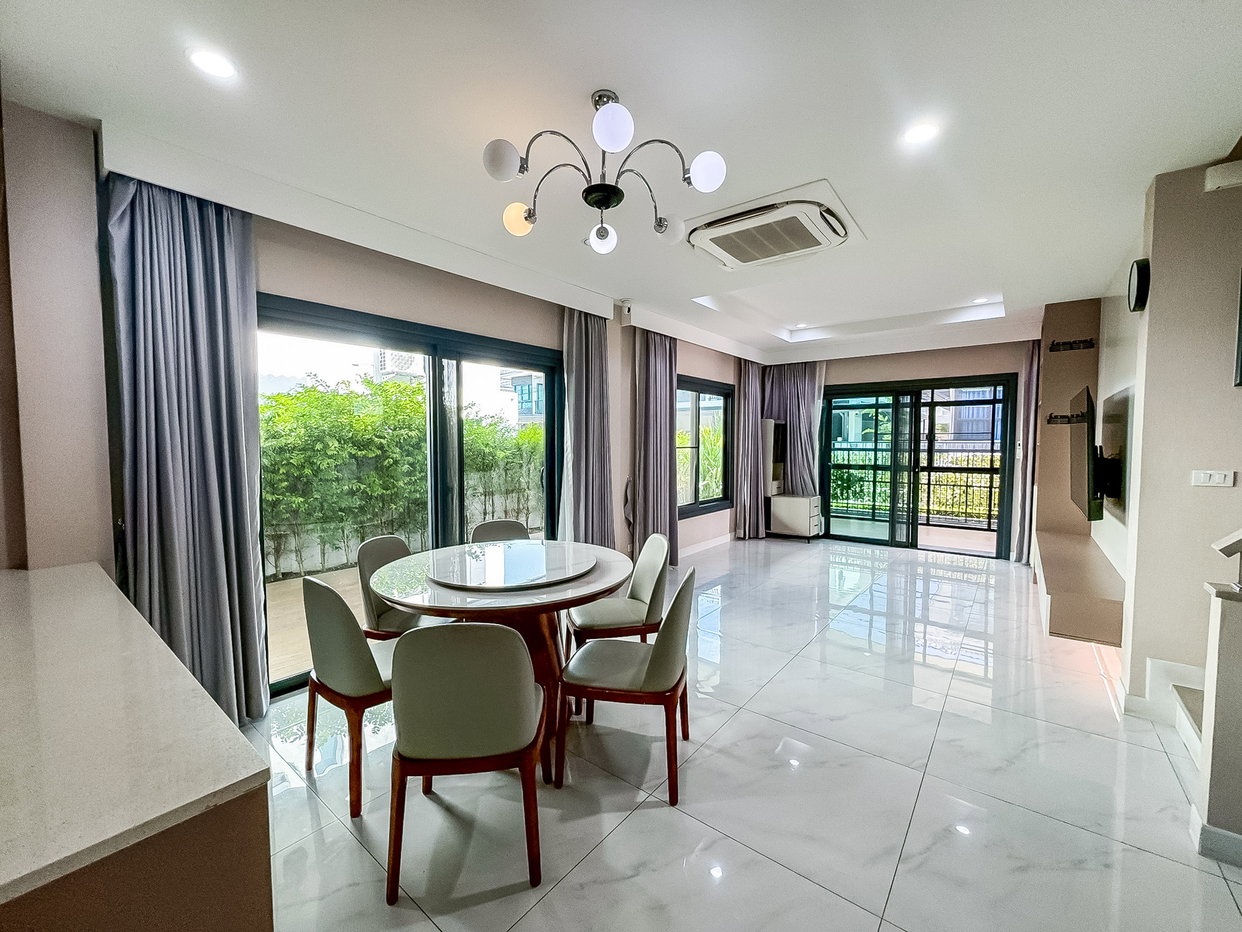 picture 2 Storey Pet Friendly House for Rent Thung Klom East Pattaya - 5/24